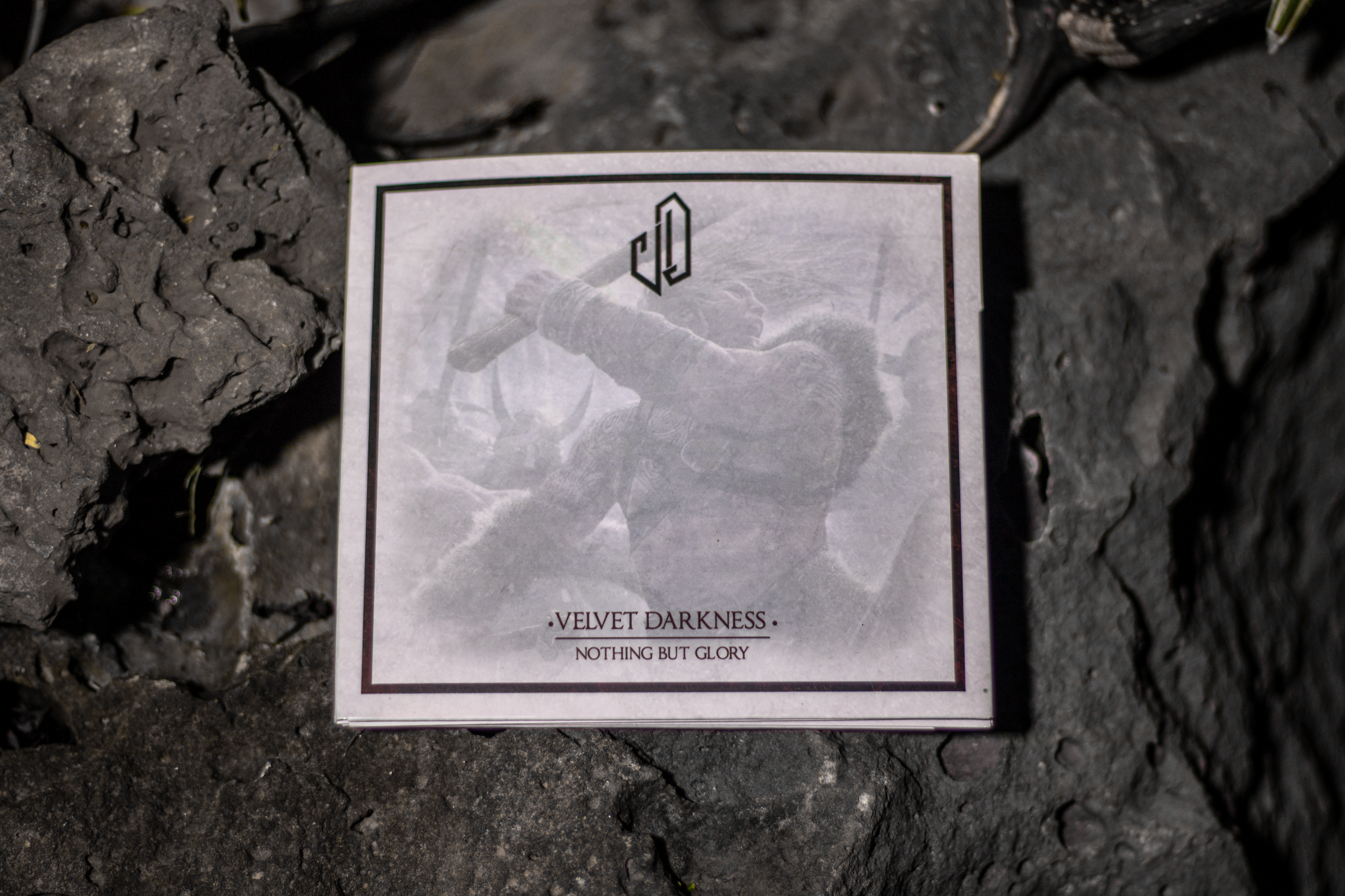 VELVET DARKNESS - Nothing But Glory - CD Digi